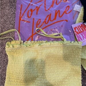 Kortni Jeane rubbed Lightlight Green Ruffle Swim Top